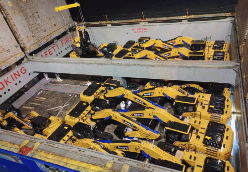 中远海运特运工程车辆“直客专班快线”三地连发海外市场