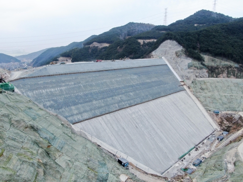 公司设计承建的浙江宁海抽水蓄能电站双坝登顶